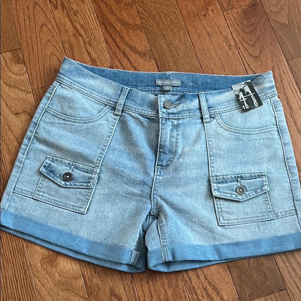 New York & Company Blue Jean Shorts Classic Denim Style